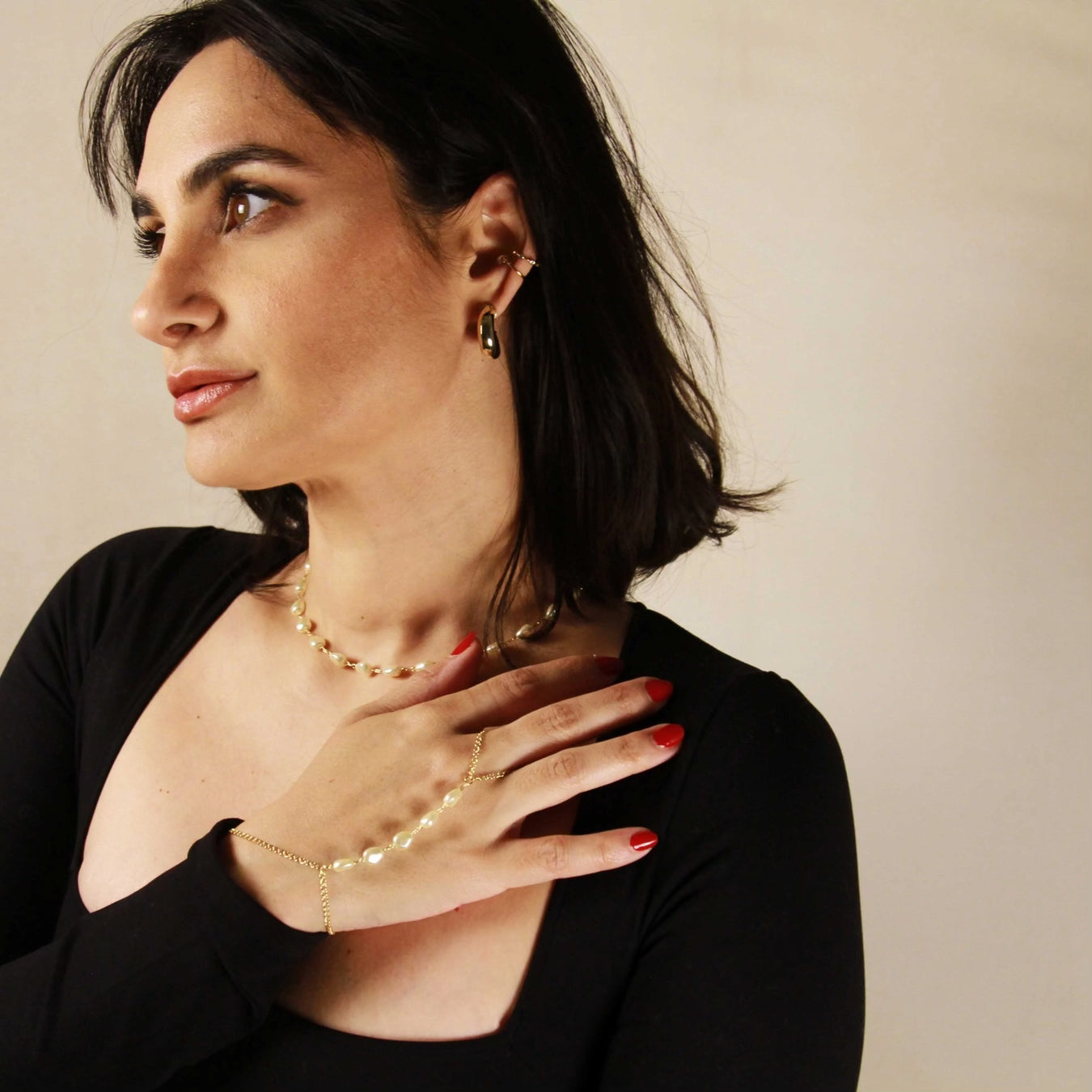 The Halo Pearl Hand Chain - PREORDER