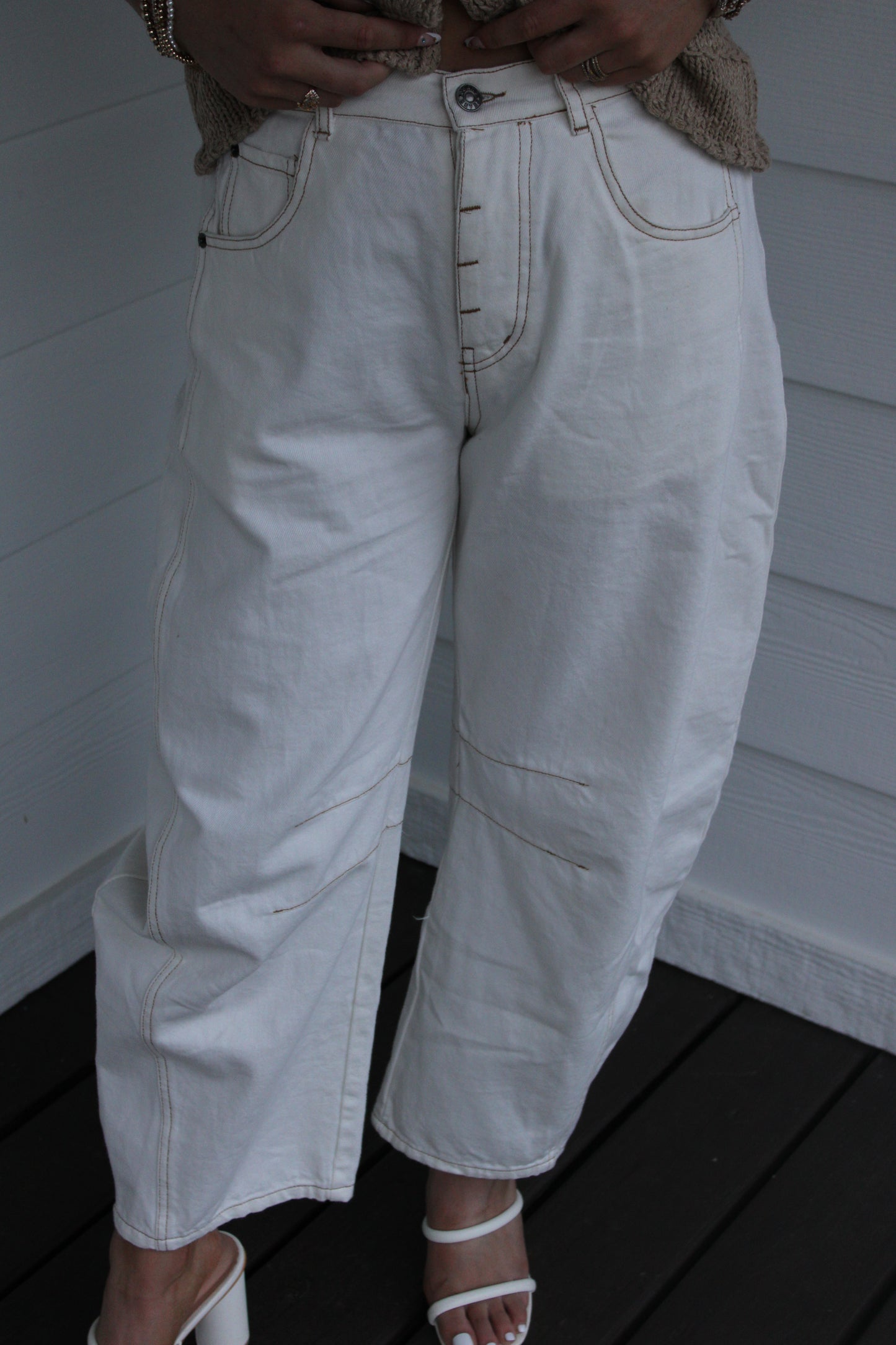 Liora Barrel Jeans - White