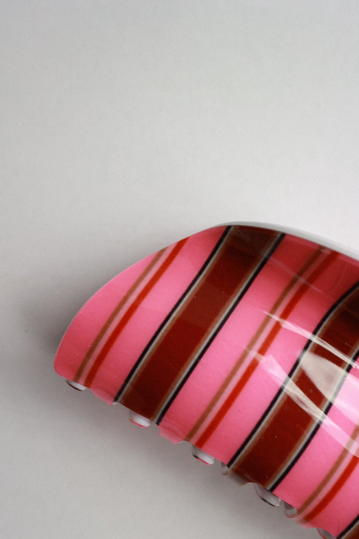 Strawberry Stripe Clip