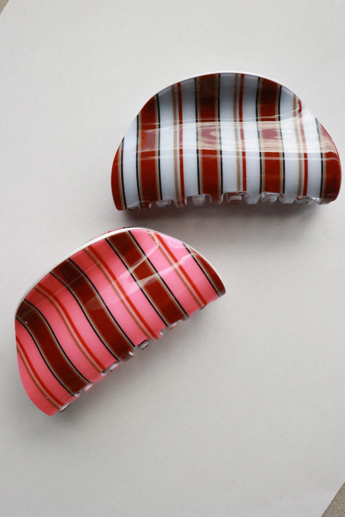 Strawberry Stripe Clip