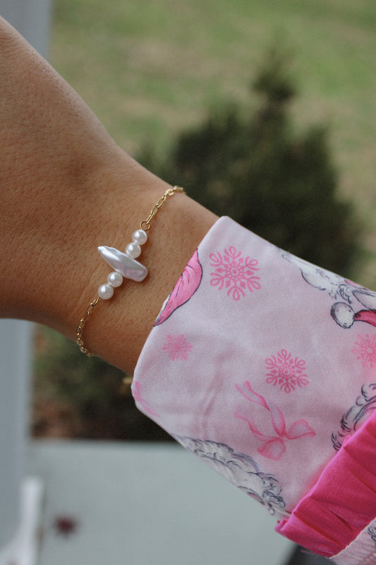 Frosted Pearl Bracelet