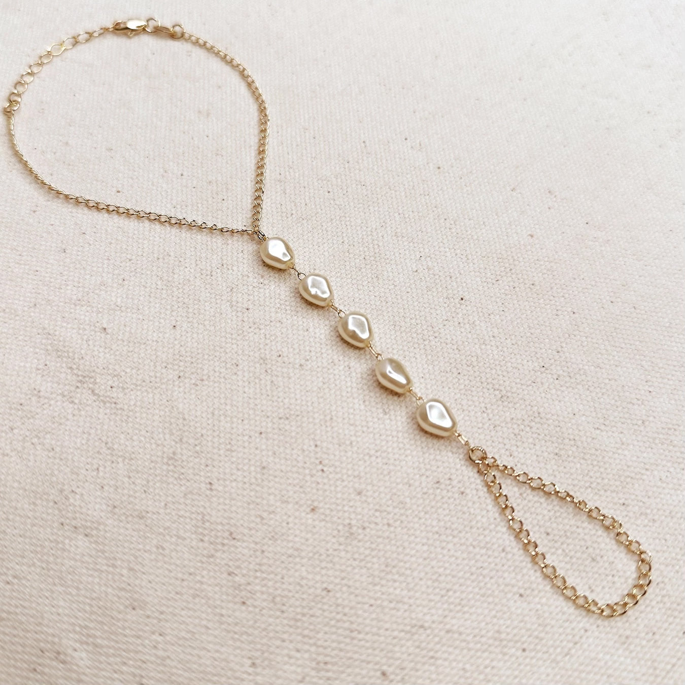 The Halo Pearl Hand Chain - PREORDER