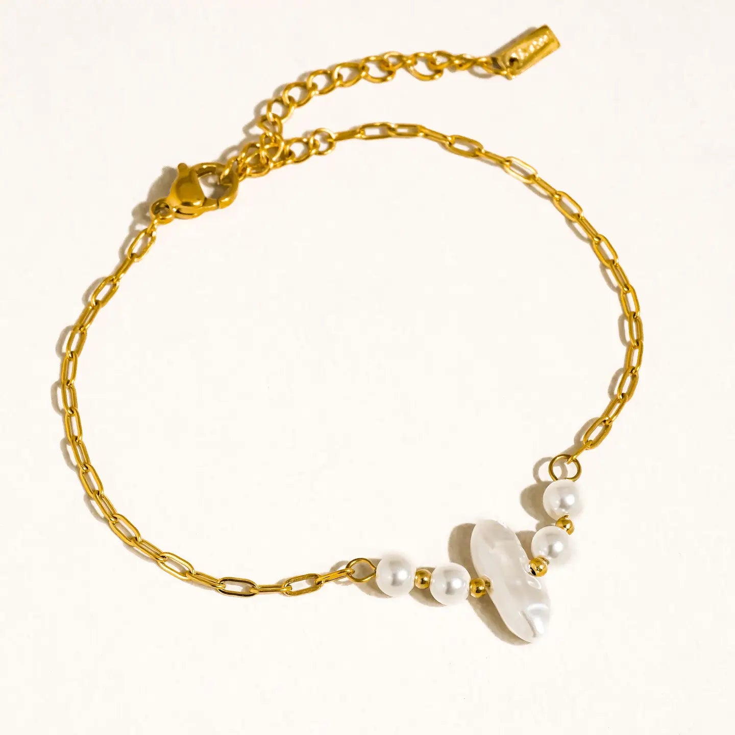 Frosted Pearl Bracelet